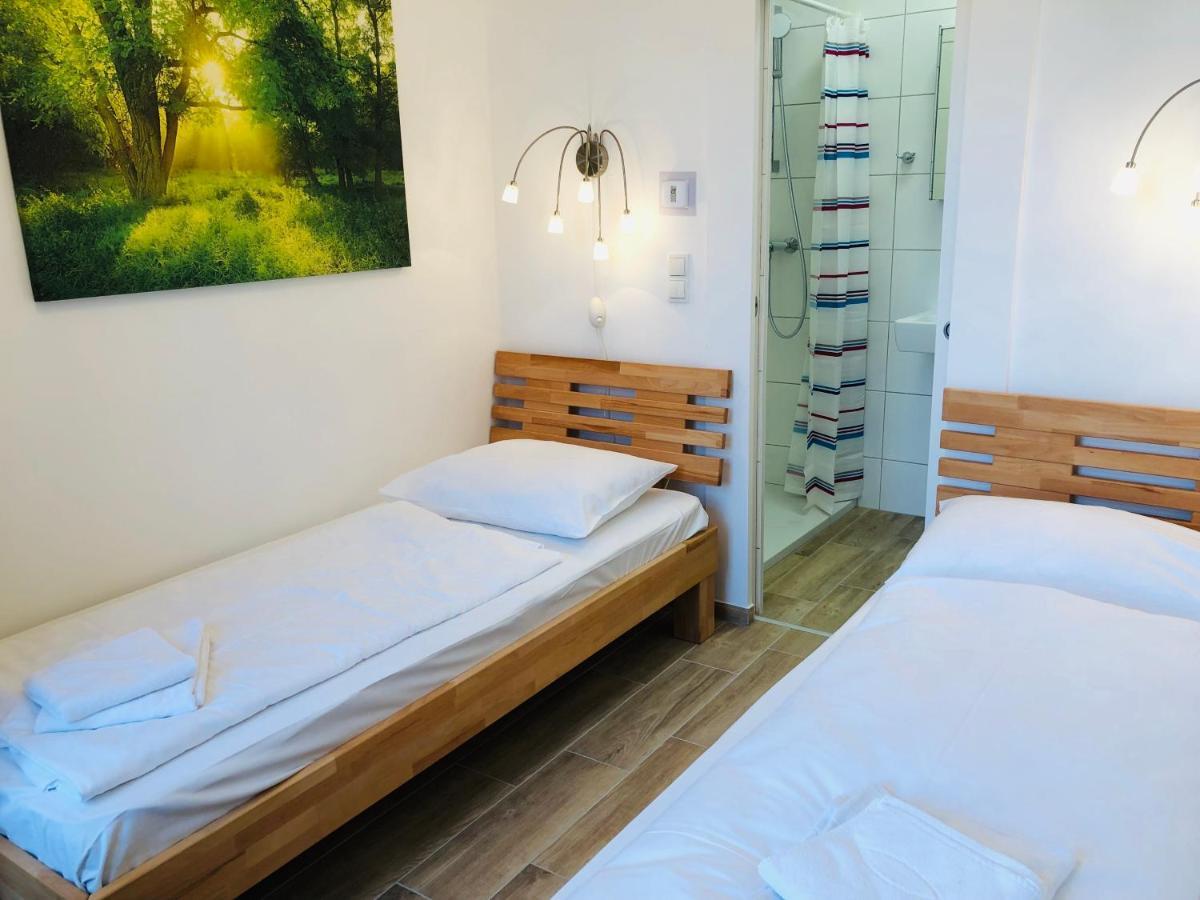 Homestay Ajo Apartments - Messe City Room - Self-Check-In